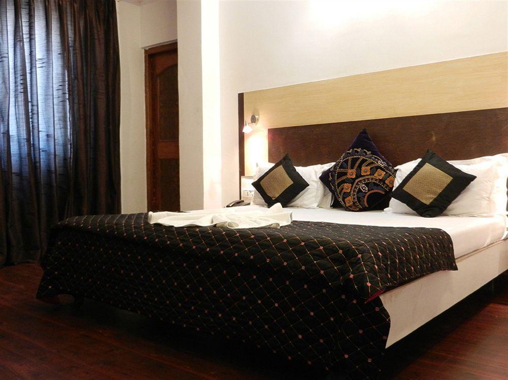 Itsy Hotels Banana Boutique Varanasi Exterior foto