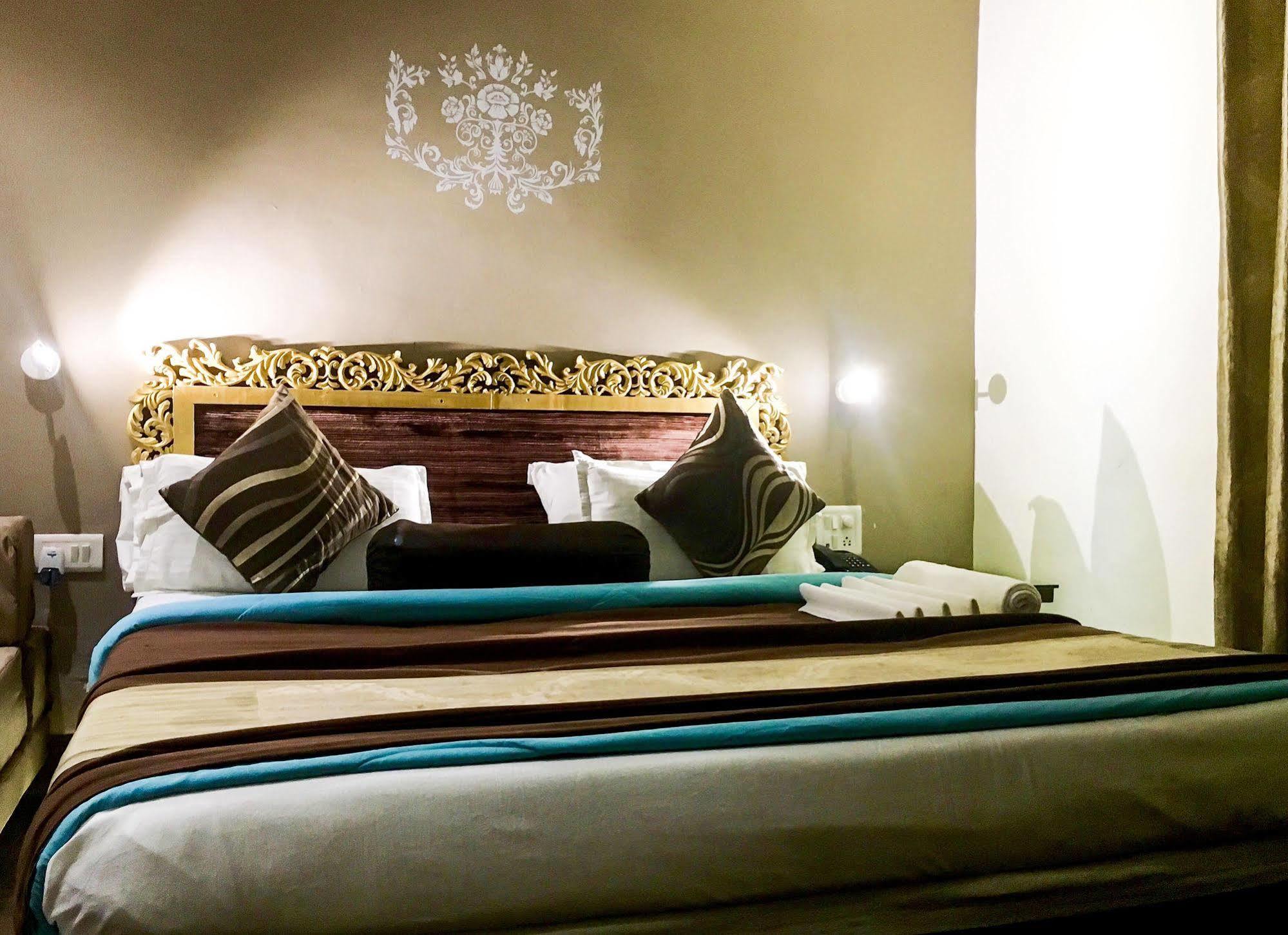 Itsy Hotels Banana Boutique Varanasi Exterior foto